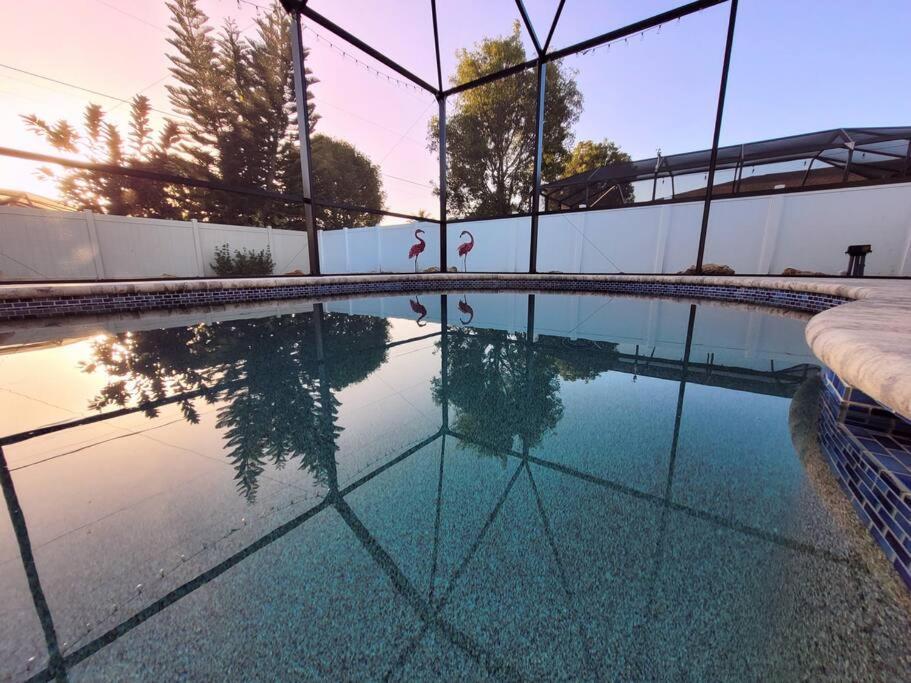 Blue Door Retreat - Luxury Pool Home - Sleeps 8 케이프코럴 외부 사진